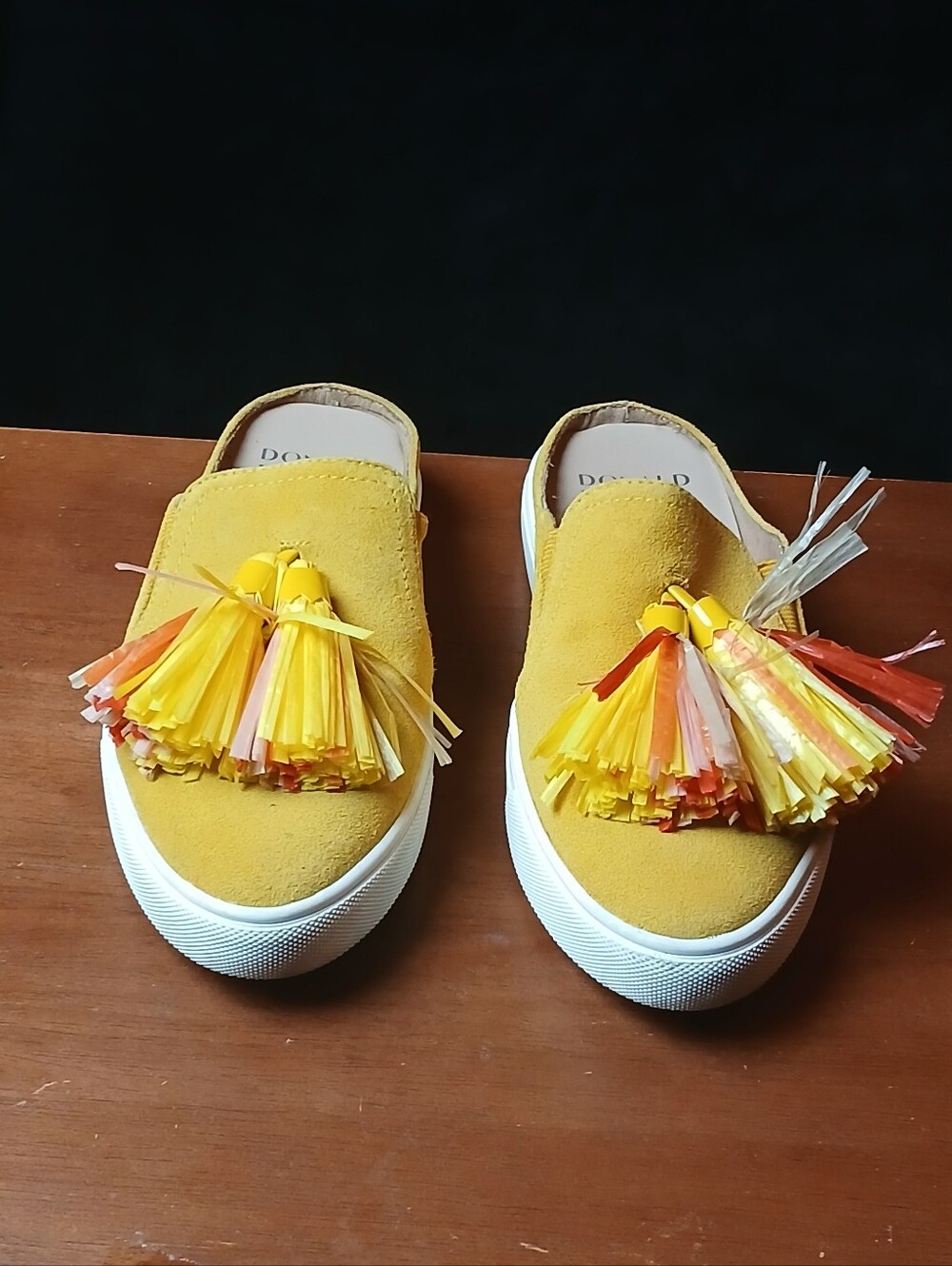 Donald J. Pliner Kids Yellow Tassel Slip-On Shoes - Picture 2 of 15